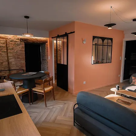 Maison Couette Et Canard בית הארחה Montdoumerc