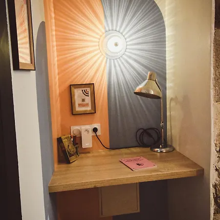 Maison Couette Et Canard בית הארחה 3*